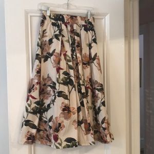 Zara floral skirt